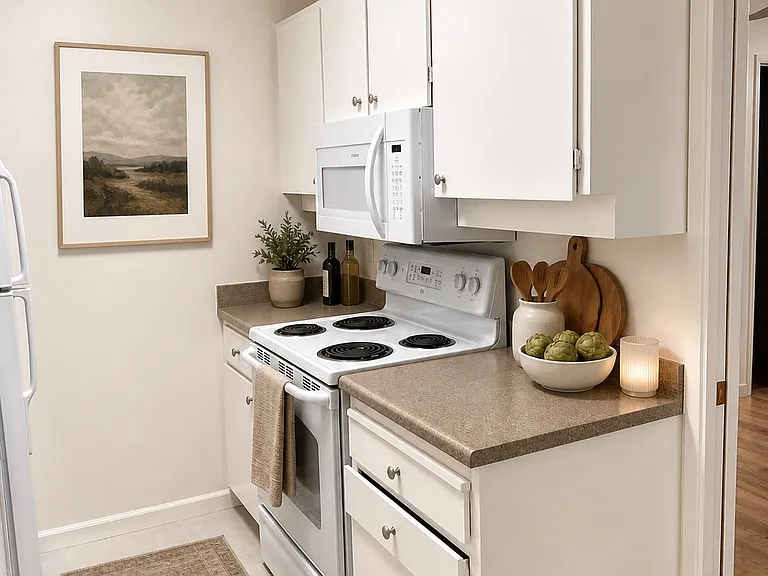 Solano Apartments — Photo 26