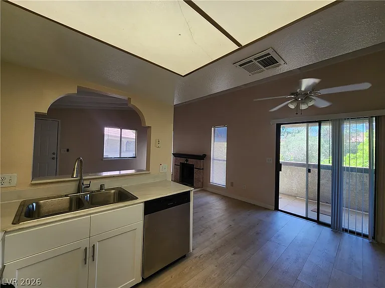 4732 Obannon Dr #D — Photo 9