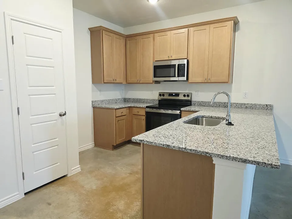 3805 Sugar Hackberry Trl #B
