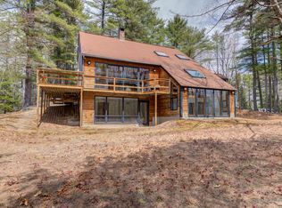 30 Jewett Rd, Raymond, ME 04071