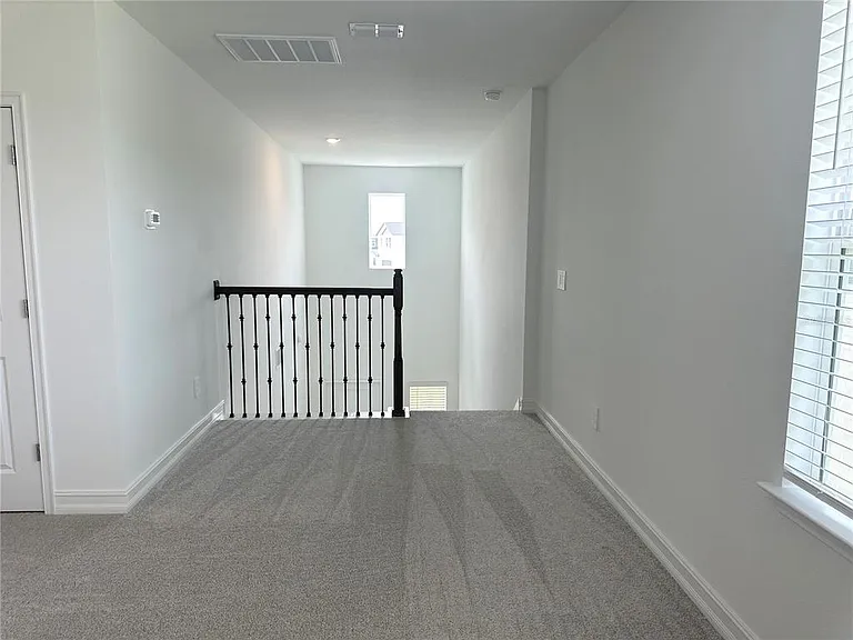 11905 71st Pl E — Photo 18