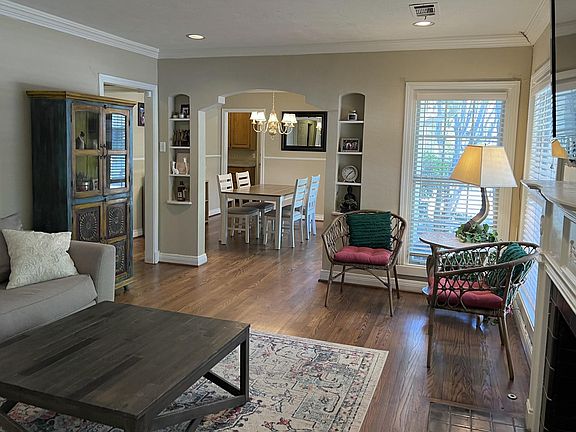3rd image of 6244 Penrose Ave