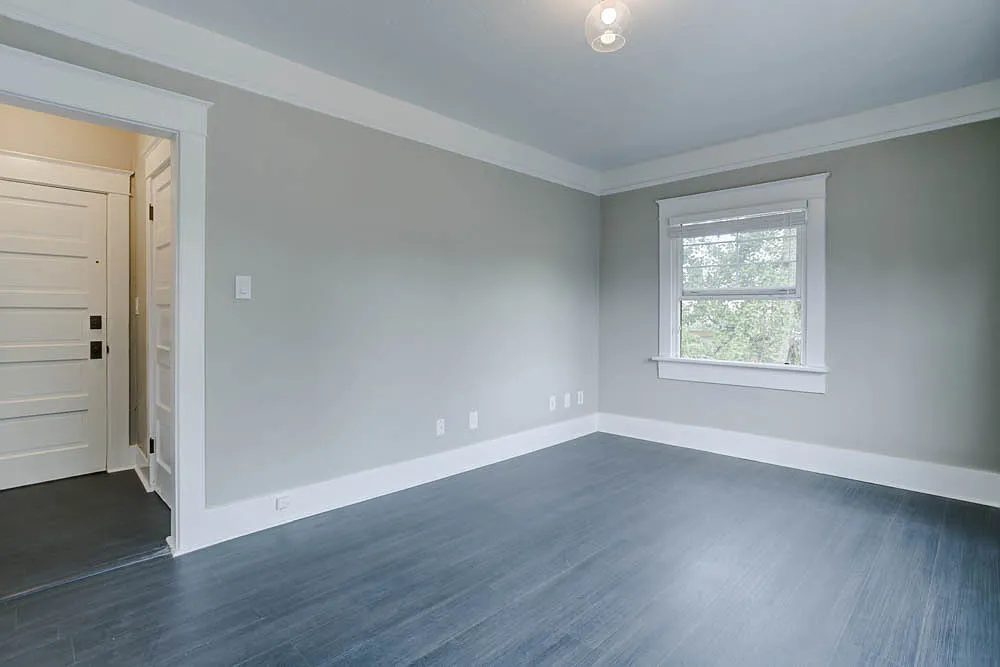 Fabulous Renovated Studio w/ Restored Vintage Details — Photo 4