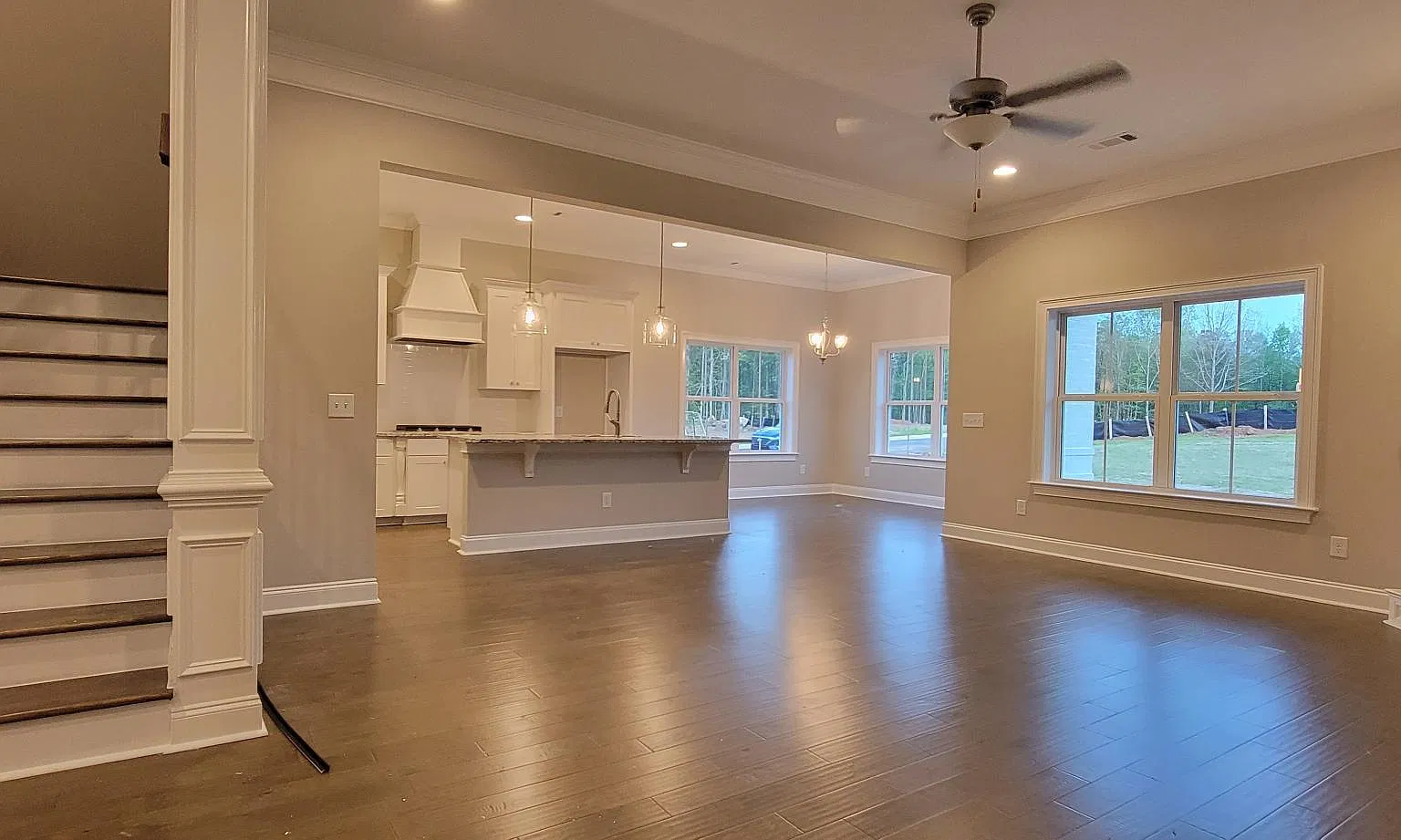 4 bed, 3.5 bath, 2968 sqft, $2,750 — Photo 4