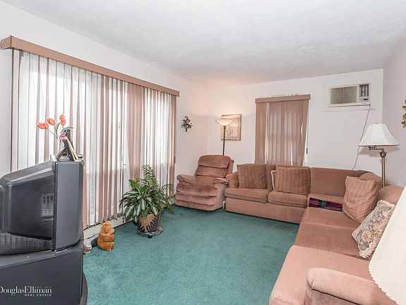 5th image of 70 Lucille Ave