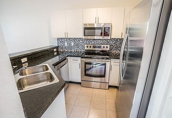 brand new upgraded kitchen