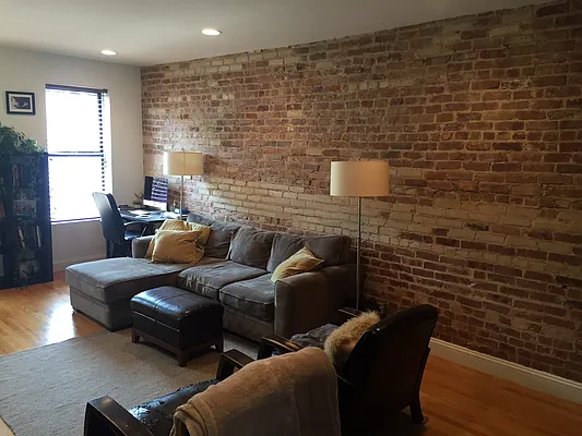 Rented by PMG Real Estate  | media 16