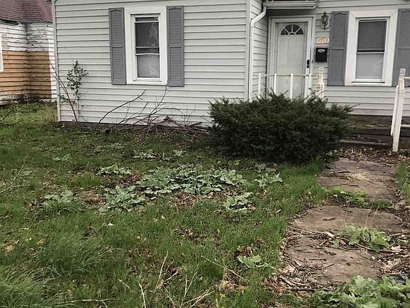 2nd image of 610 S Gladstone Ave