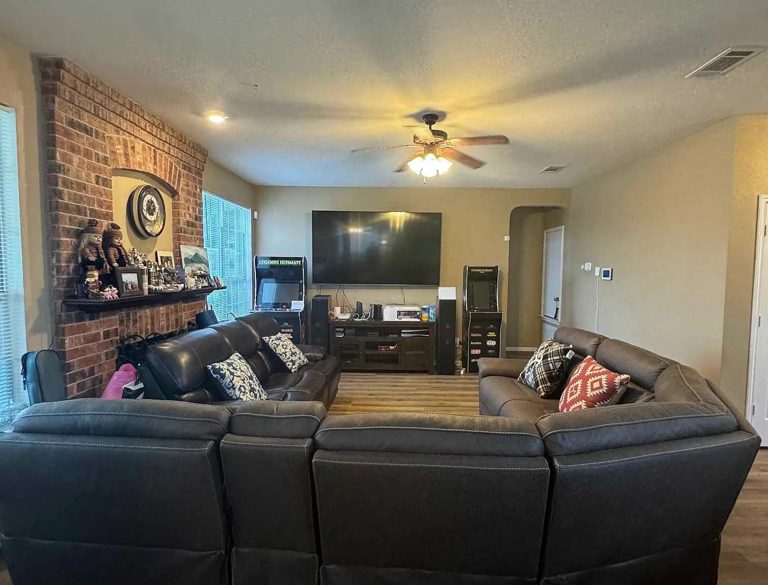 418 West Iowa Drive - 1 — Photo 2