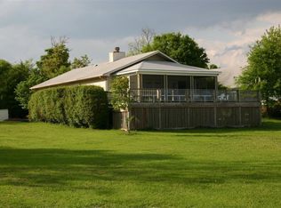 606 Barbour Point Rd, Swansboro, NC 28584