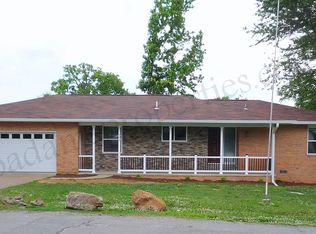 902 Windbrook St, Mountain Home, AR 72653