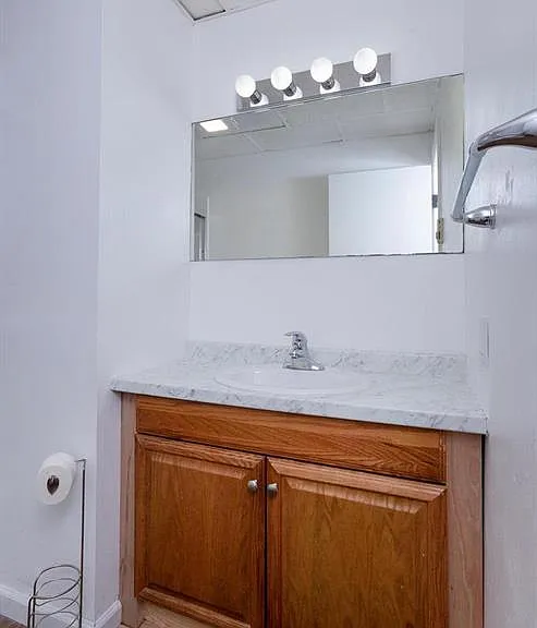 519 W Main St #521 — Photo 20