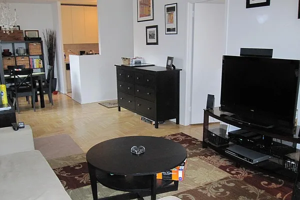 Rented by Corcoran | media 6
