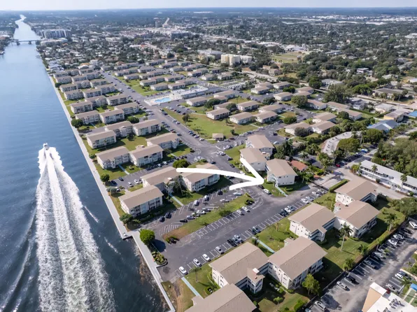 210 Horizons E #111, Boynton Beach, FL 33435