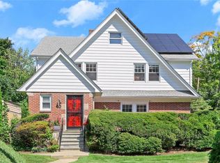 40 Hunter Ave, New Rochelle, NY 10801