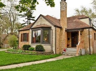 6712 N Dowagiac Ave, Chicago, IL 60646