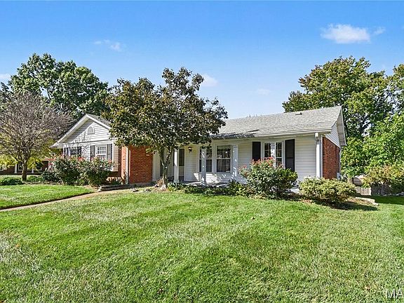 3rd image of 2311 Blue Hill Rd