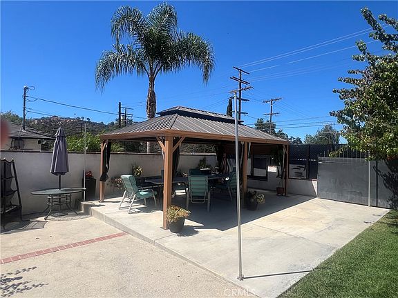 4th image of 9940 Haines Canyon Ave