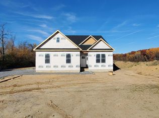 123 Upper Newtown Rd, Clifton Park, NY 12118