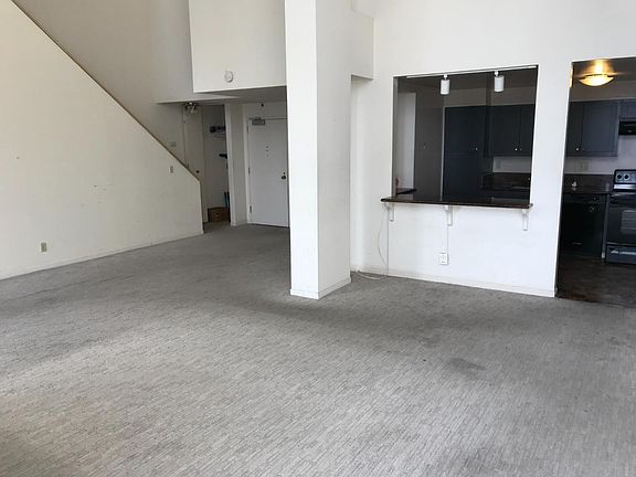 3rd image of 900 Bush St Penthouse 3