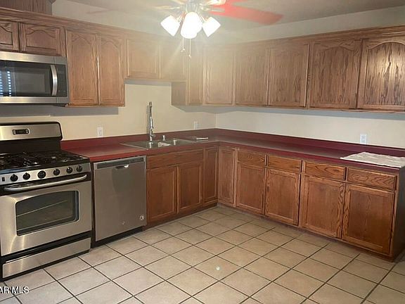 2nd image of 9289 Leonardo Ave