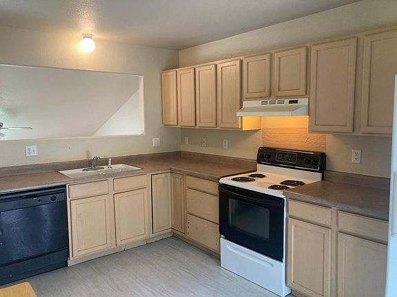 3rd image of 269 W Acorn Dr