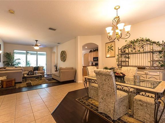 3rd image of 3212 Russett Pl