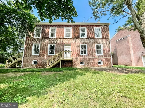 1 S Stewart St, Port Penn, DE 19731