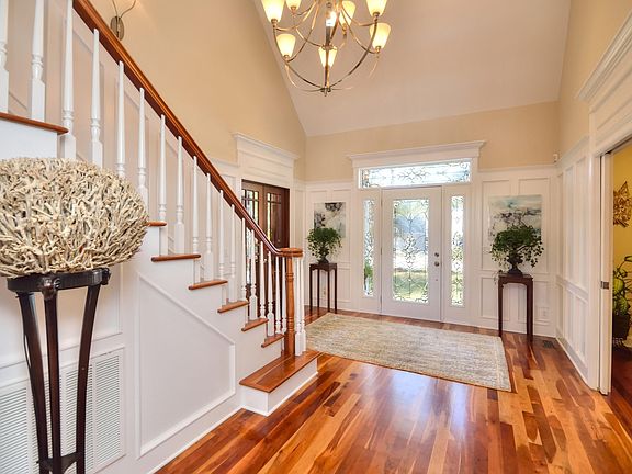 4th image of 3638 W Medinah Avenue SE