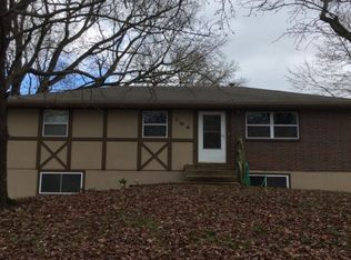 104 SW Westminister Rd, Blue Springs, MO 64014