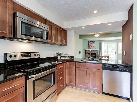 4th image of 3754 Sudley Ford Ct