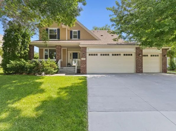 11021 Nassau Cir NE, Blaine, MN 55449