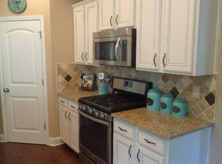 1182 Terrasol Rdg, Lilburn, GA 30047