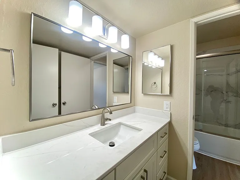 254 Hackamore Cmn — Photo 12