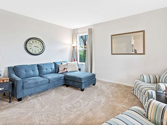 5th image of 2415 Lindsay Ct