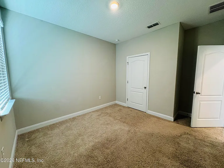 300 Thistleton Way — Photo 16