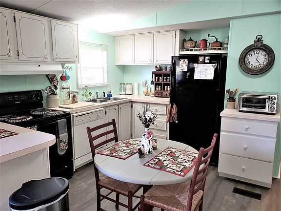 5th image of 4522 W Erie Ln