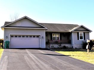 2910 Ryan Rd, Crossville, TN 38571