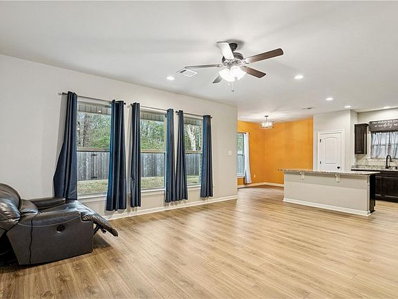 3rd image of 41486 Dothan Pl