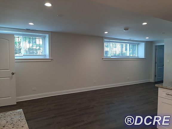 5th image of 6934 N Lakewood Ave