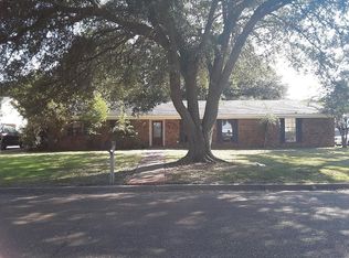 1619 College St, Cleveland, MS 38732