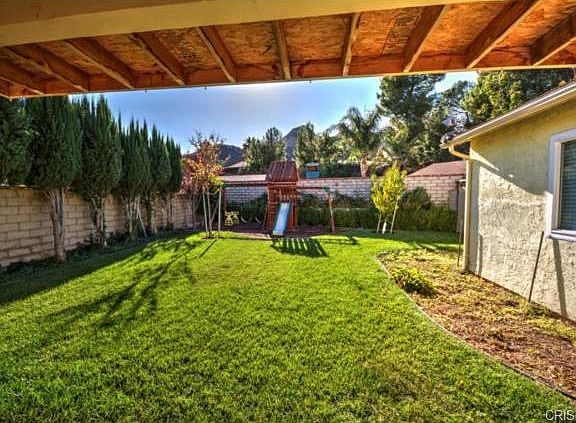 4th image of 14712 Zinnia Ct