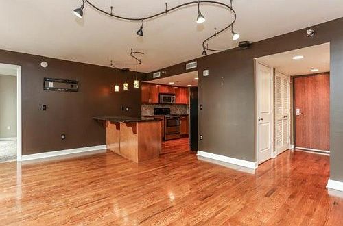 3rd image of 600 E Admiral # 903 Blvd