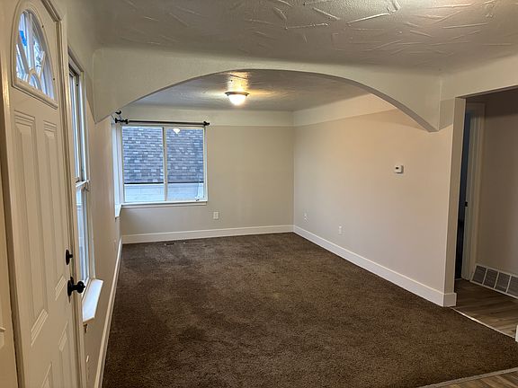 2nd image of 3615 6th Ave S