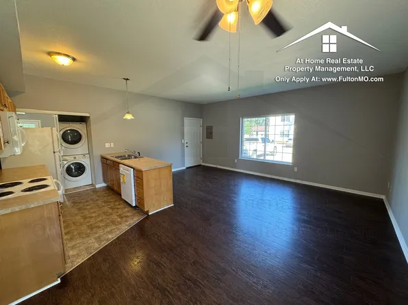 211 N Main St APT C, Auxvasse, MO 65231