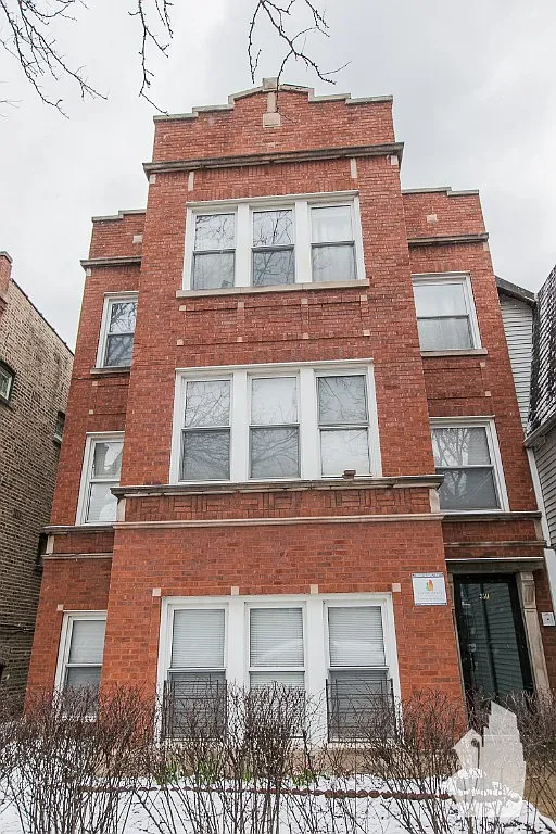 Building Photo - 3511 N Damen Ave #1