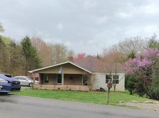 571 Trees Mills Rd, Greensburg, PA 15601