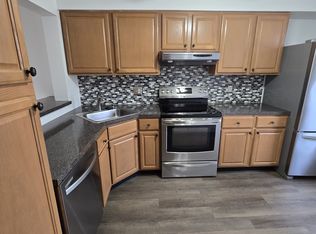 65 Ember Ln, Horsham, PA 19044