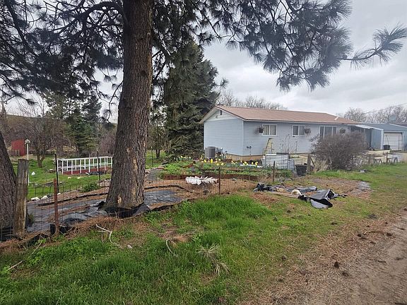 5th image of 870 Dutch Flat Rd