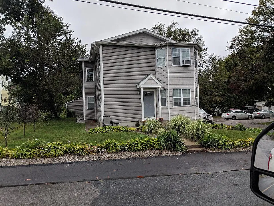 14 Brandon Rd #1L